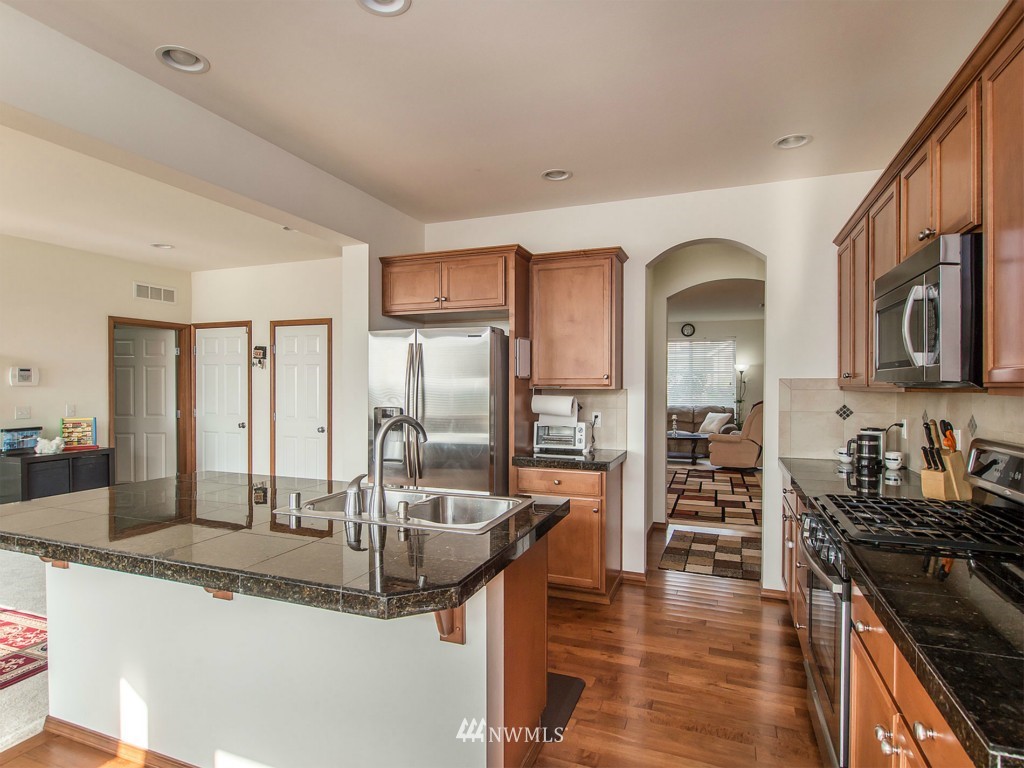 22832 42nd Drive Southeast Bothell, WA 98021 - Photo 2 of 21