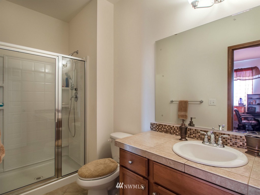 22832 42nd Drive Southeast Bothell, WA 98021 - Photo 12 of 21