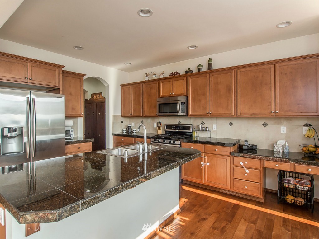 22832 42nd Drive Southeast Bothell, WA 98021 - Photo 3 of 21
