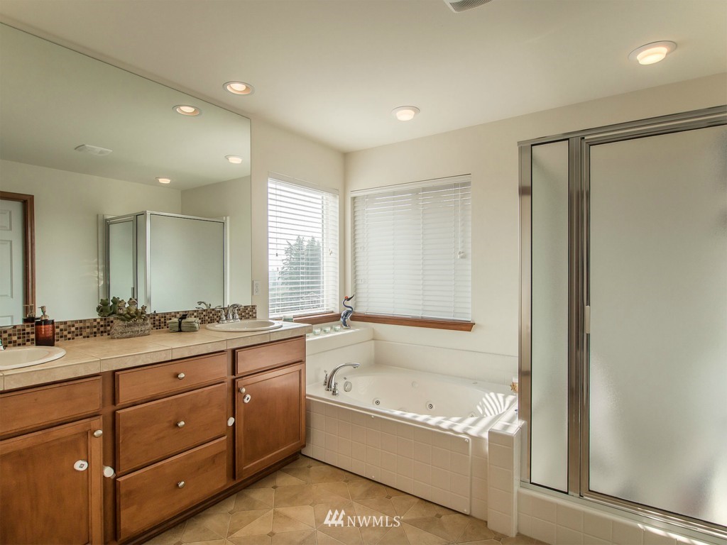 22832 42nd Drive Southeast Bothell, WA 98021 - Photo 10 of 21