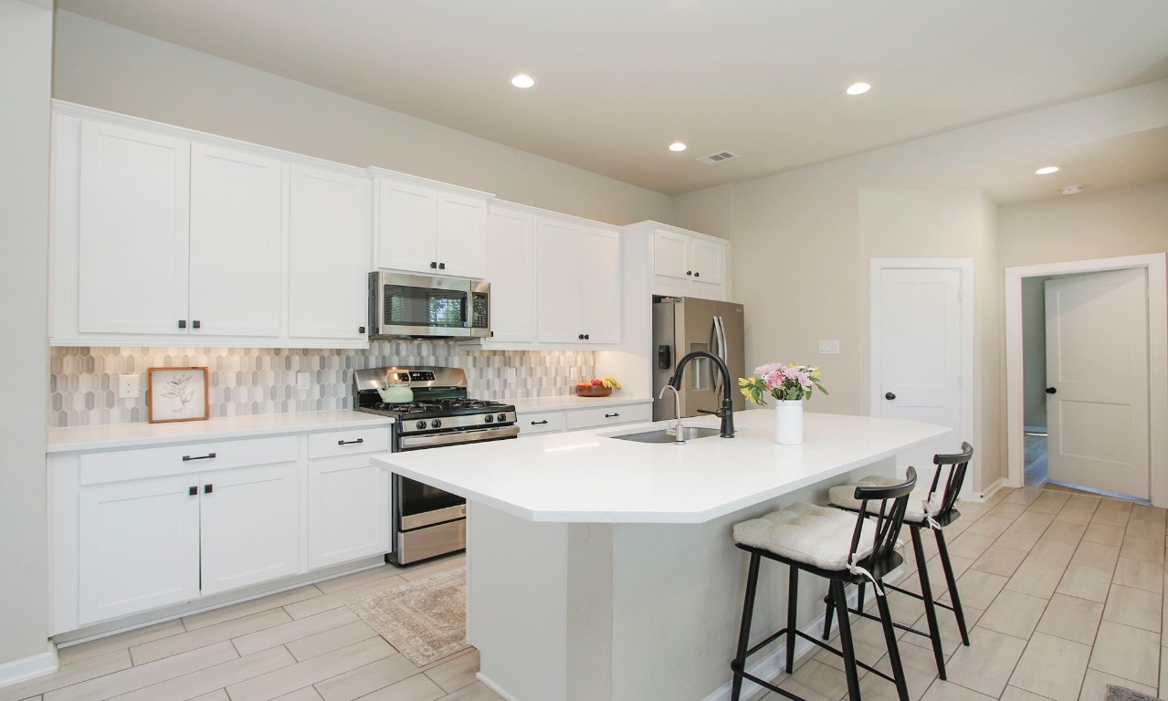 320 Rise Lane Montgomery, TX 77316 - Photo 13 of 43