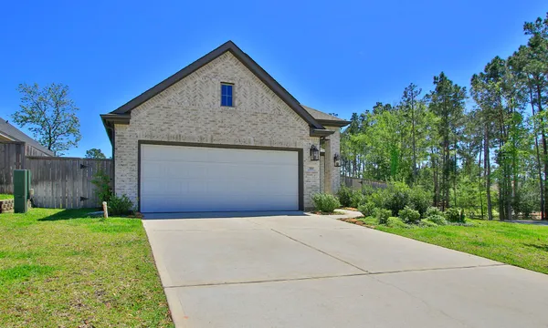 $2,900 | 320 Rise Lane, Montgomery, TX 77316