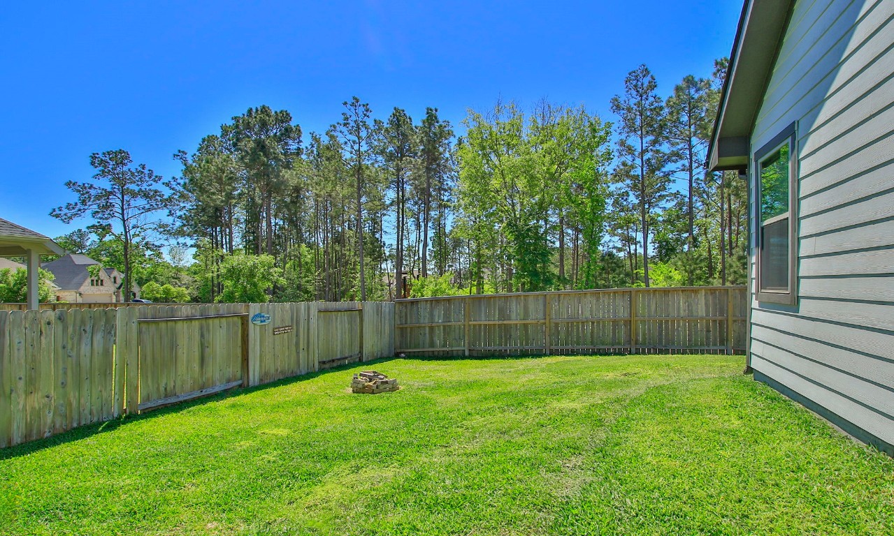 320 Rise Lane Montgomery, TX 77316 - Photo 38 of 43