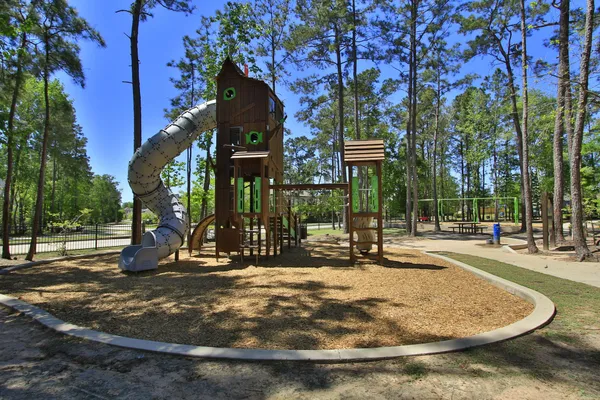 $2,900 | 320 Rise Lane, Montgomery, TX 77316