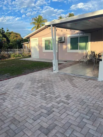 $900 | 1403 Broadmoor, North Lauderdale, FL 33068