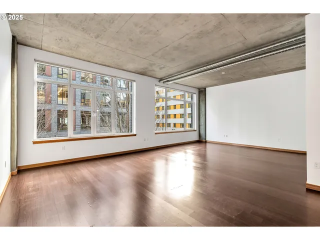 $250,000 | 1255 Northwest 9th Avenue, Unit 217, Portland, OR 97209