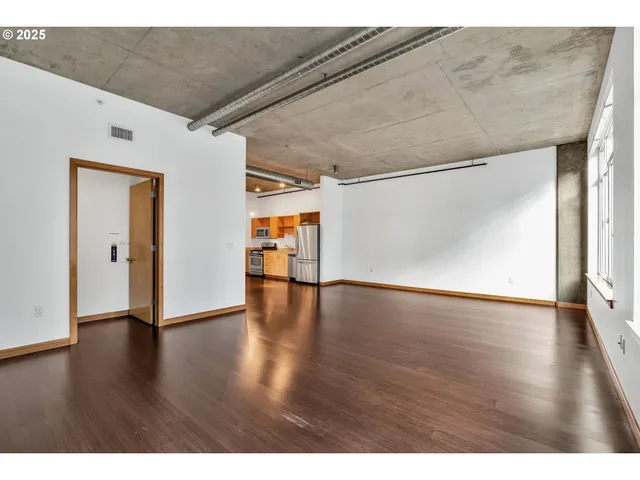 $250,000 | 1255 Northwest 9th Avenue, Unit 217, Portland, OR 97209