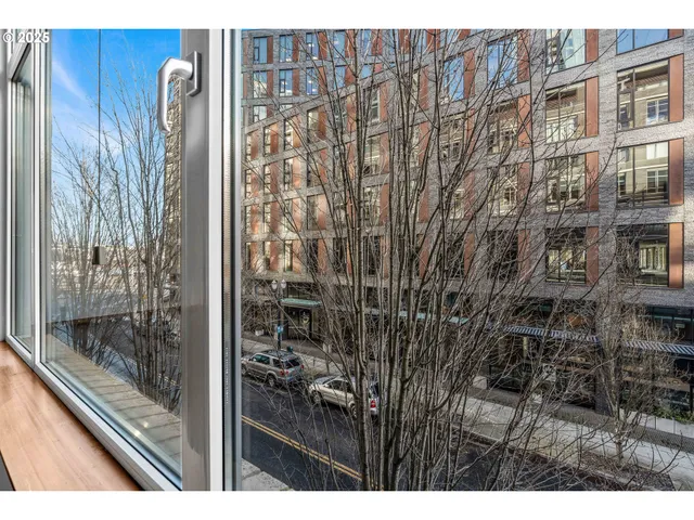 $250,000 | 1255 Northwest 9th Avenue, Unit 217, Portland, OR 97209