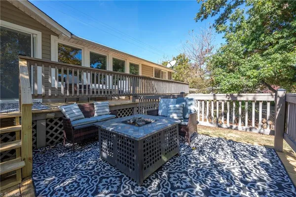 $429,900 | 2136 Riverview Rd Extension, Lexington, NC 27292