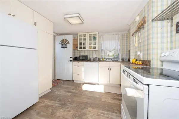 $429,900 | 2136 Riverview Rd Extension, Lexington, NC 27292