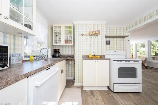 $429,900 | 2136 Riverview Rd Extension, Lexington, NC 27292