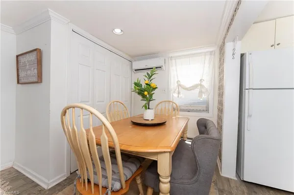 $429,900 | 2136 Riverview Rd Extension, Lexington, NC 27292