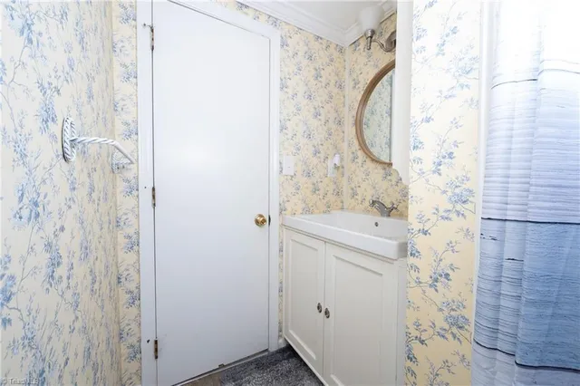 $449,900 | 2136 Riverview Rd Extension, Lexington, NC 27292