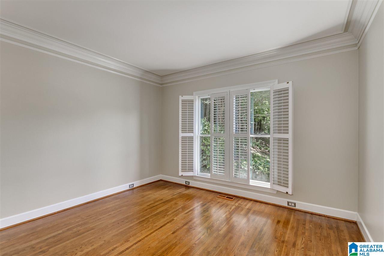711 Zelda Place Birmingham, AL 35209 - Photo 4 of 41