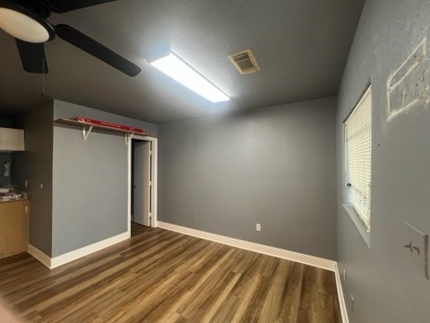 215 Fresa Road Pasadena, TX 77502 - Photo 7 of 19