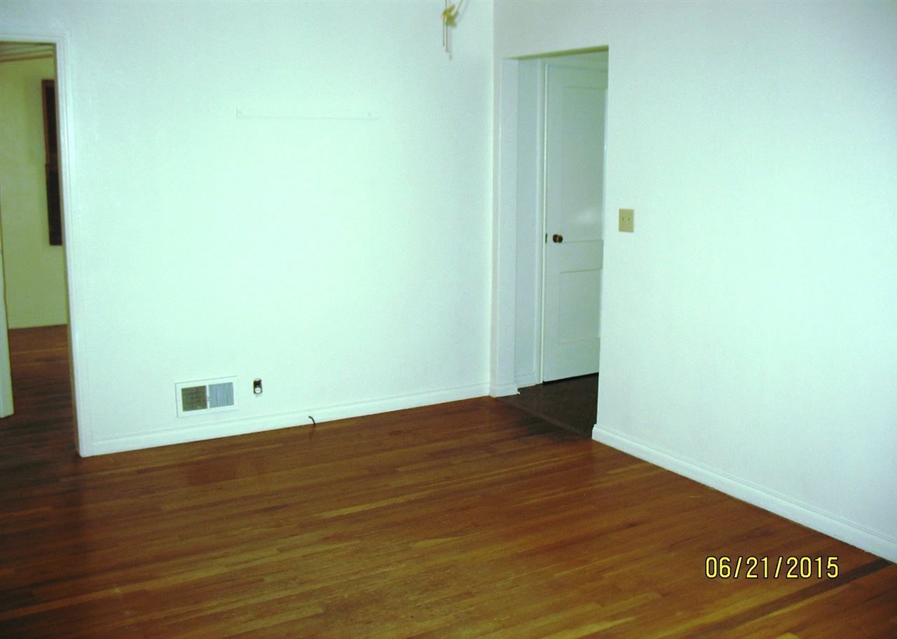 1321 Mix Avenue Decatur, IN 46733 - Photo 8 of 17
