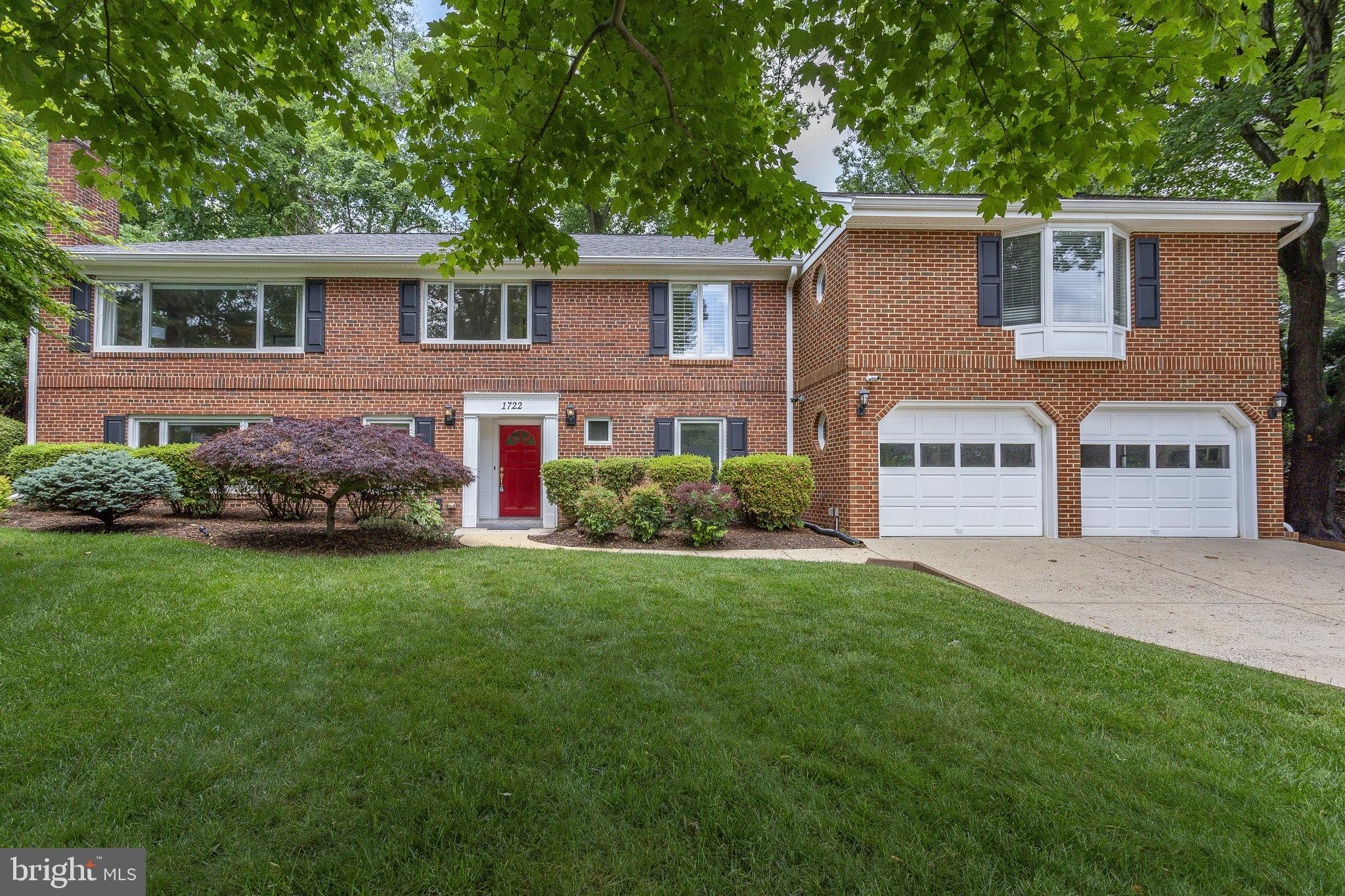1722 Fairview Avenue McLean, VA 22101 - Photo 2 of 38