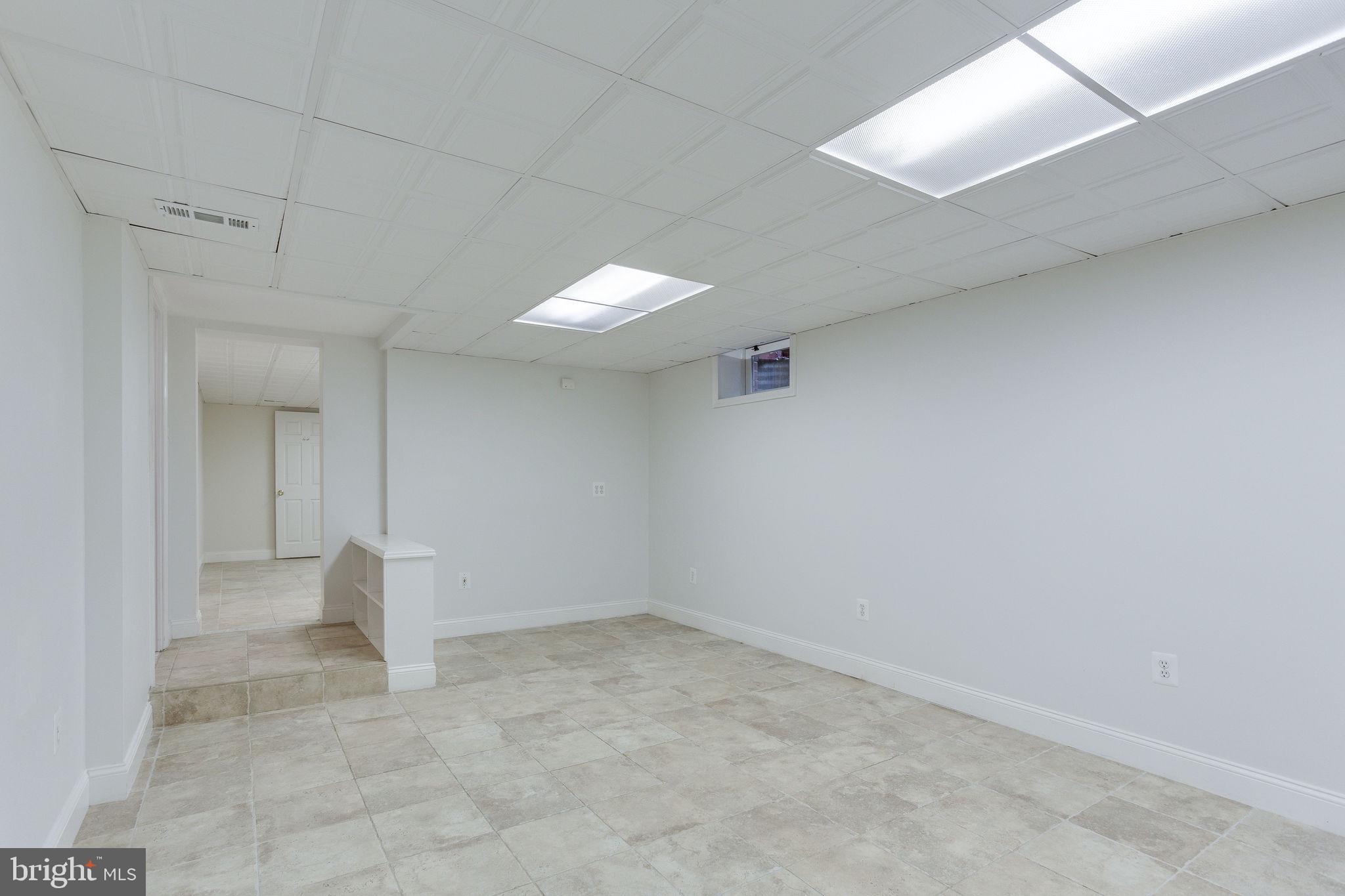 1722 Fairview Avenue McLean, VA 22101 - Photo 8 of 38 Recreation Room