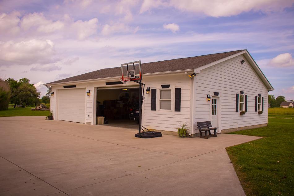 10483 Adams Road Galena, OH 43021 - Photo 4 of 34 Gallery Image 4