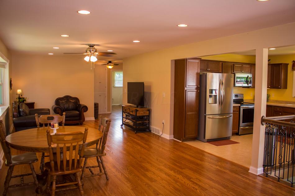 10483 Adams Road Galena, OH 43021 - Photo 5 of 34 Gallery Image 5
