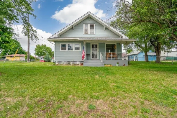 $325,000 | 9711 East Mission Avenue, Spokane, WA 99206
