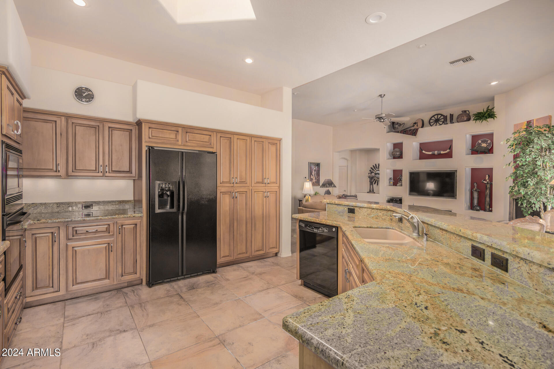 27818 North Quail Spring Road Rio Verde, AZ 85263 - Photo 11 of 49 Granite countertops