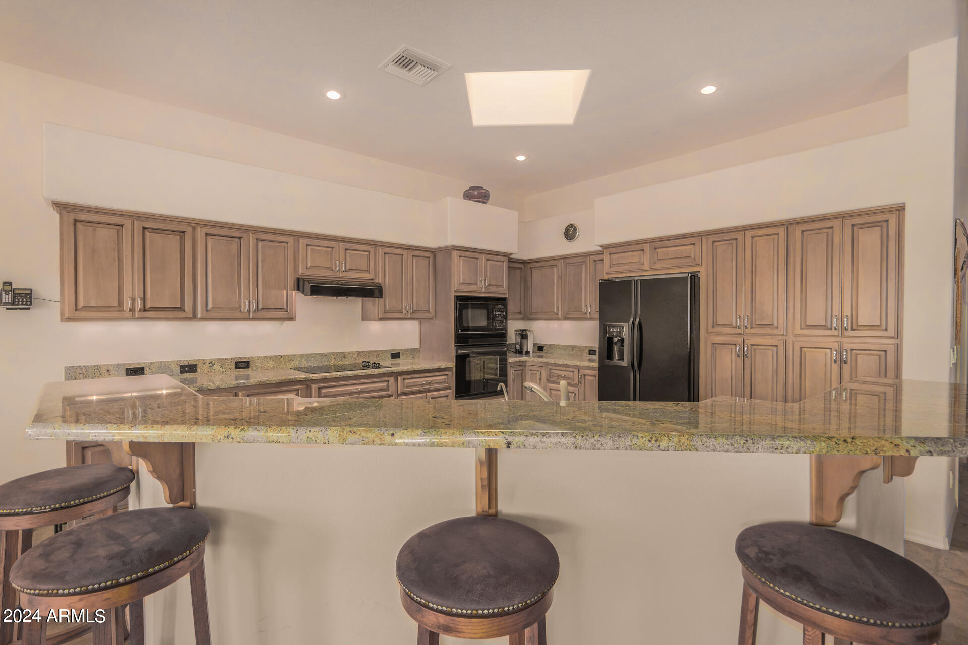 27818 North Quail Spring Road Rio Verde, AZ 85263 - Photo 13 of 49 Breakfast bar