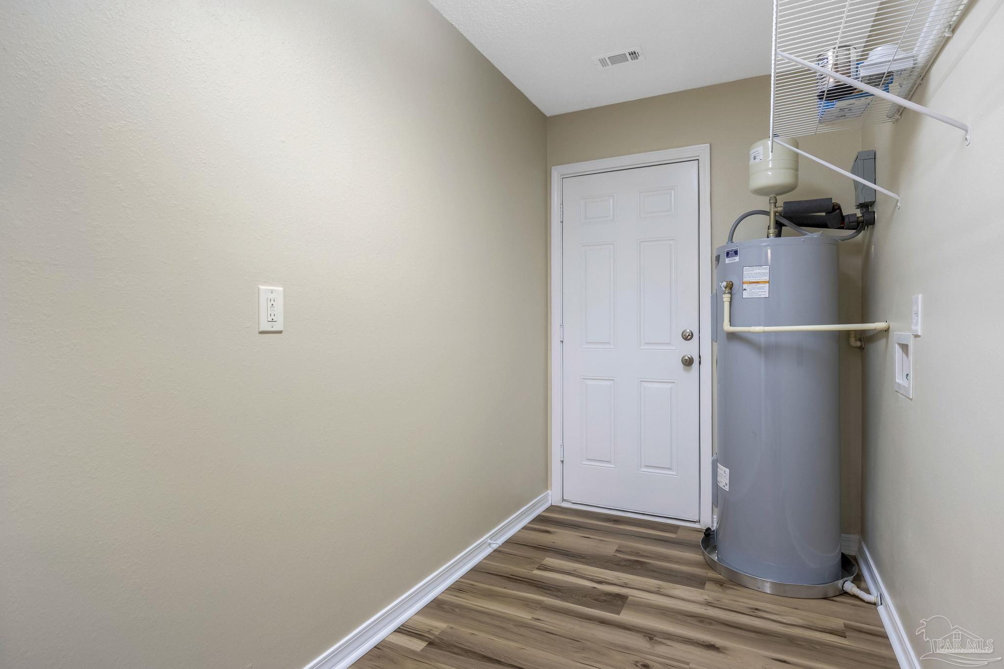 4692 Old Guernsey Road Pace, FL 32571 - Photo 33 of 45