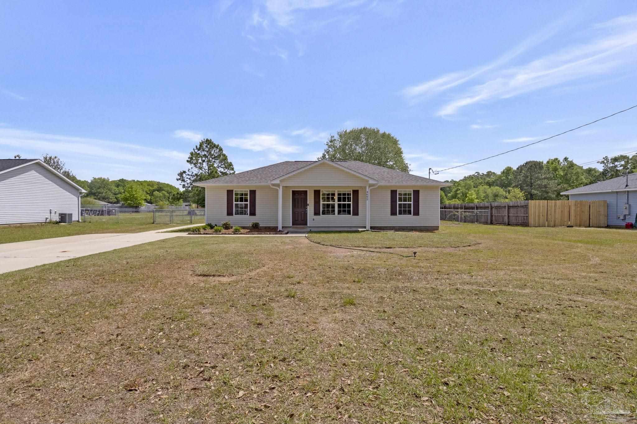 4692 Old Guernsey Road Pace, FL 32571 - Photo 4 of 45