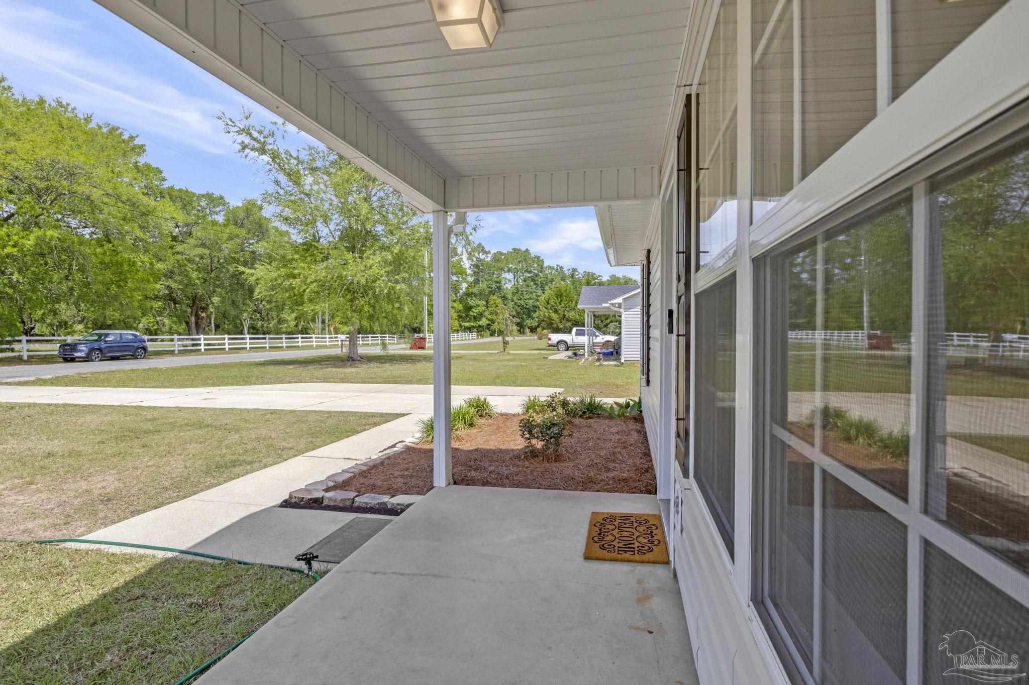 4692 Old Guernsey Road Pace, FL 32571 - Photo 6 of 45