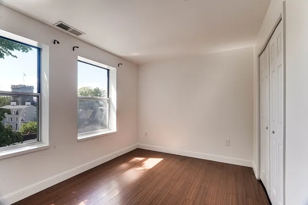 $2,900 | 289 Essex Street, Unit 407, Salem, MA 01970