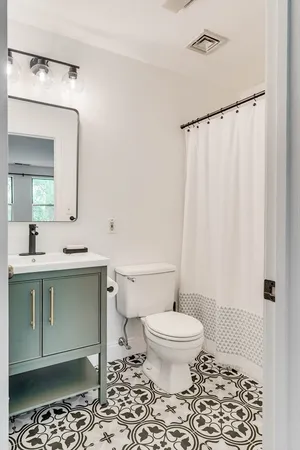 $2,900 | 289 Essex Street, Unit 407, Salem, MA 01970