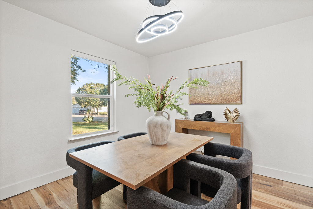 2807 Cornish Circle Austin, TX 78745 - Photo 11 of 40