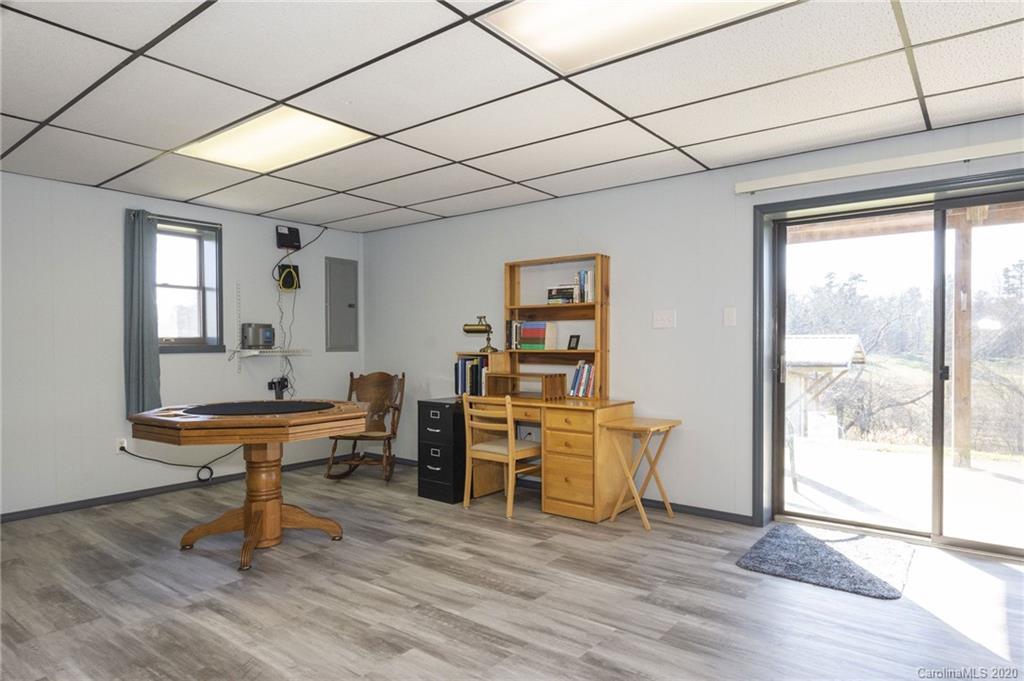 98 Gibbs Road Leicester, NC 28748 - Photo 25 of 40 Gallery Image 25