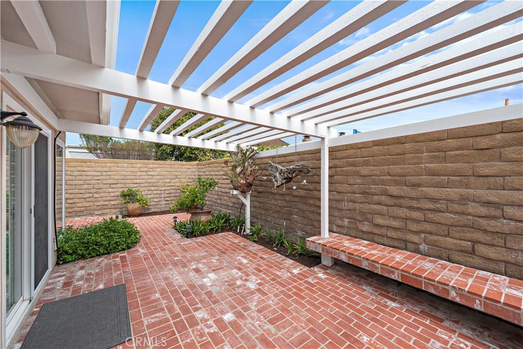 23892 Taranto Bay Dana Point, CA 92629 - Photo 32 of 54 a view of a backyard