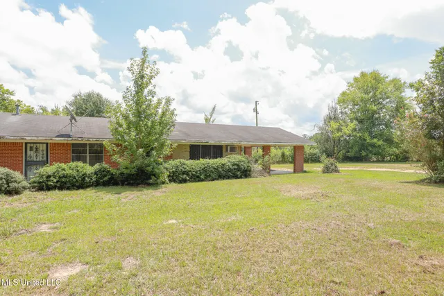 $80,000 | 7825 Old Hillsboro Road, Forest, MS 39074
