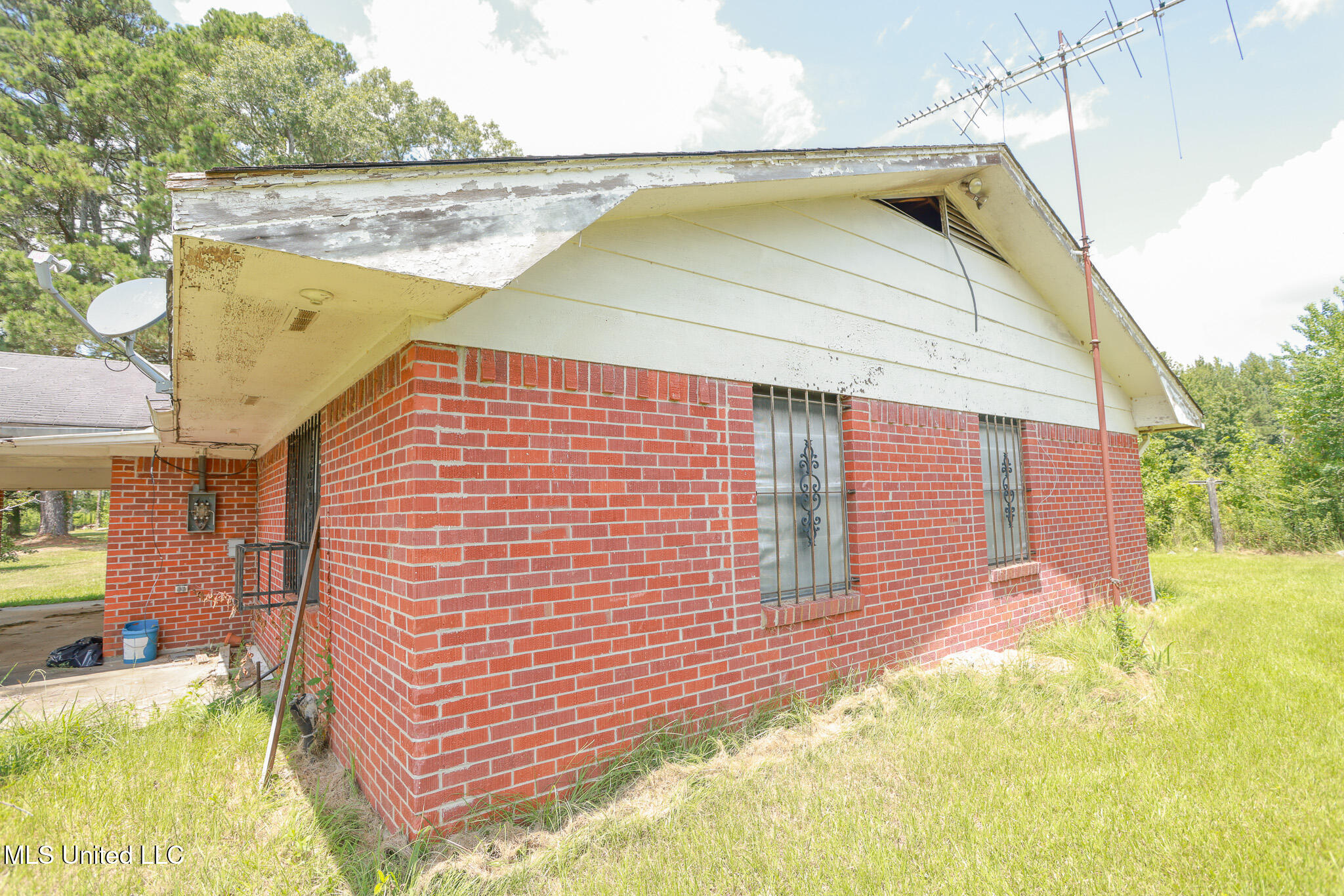 7825 Old Hillsboro Road Forest, MS 39074 - Photo 38 of 44 IMG_1874