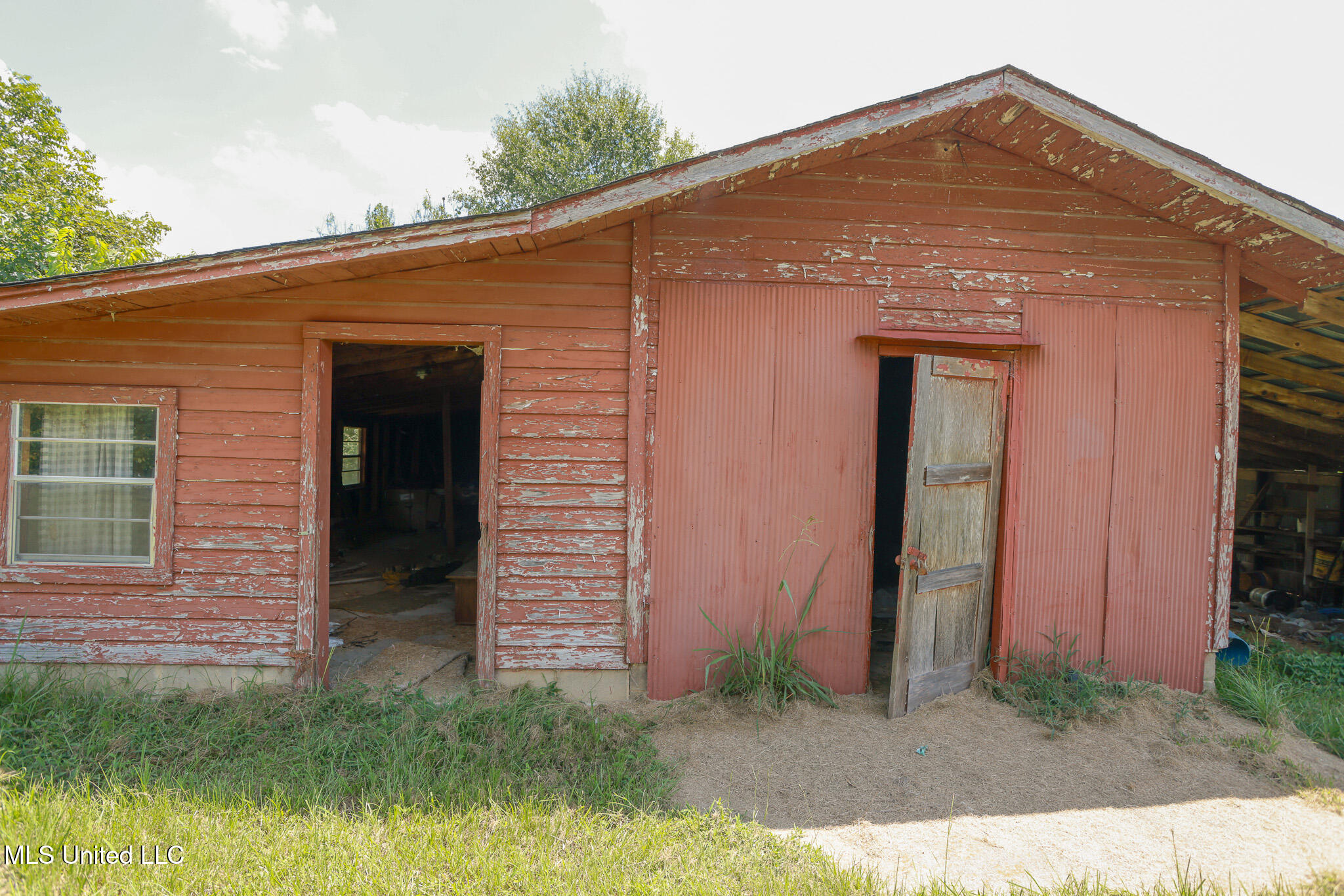 7825 Old Hillsboro Road Forest, MS 39074 - Photo 39 of 44 IMG_1875