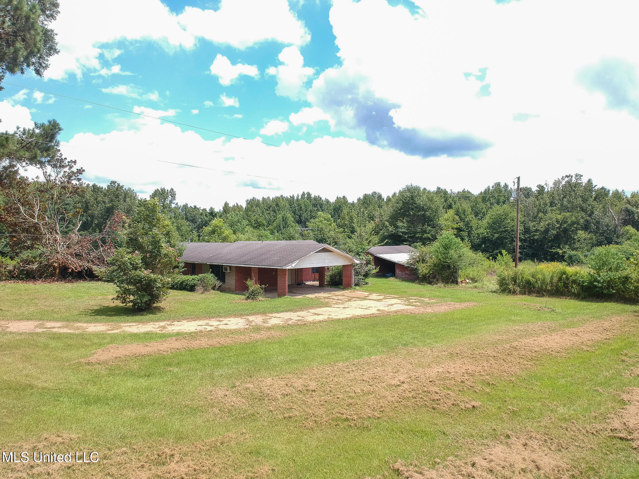 7825 Old Hillsboro Road Forest, MS 39074 - Photo 4 of 44 DJI_0133
