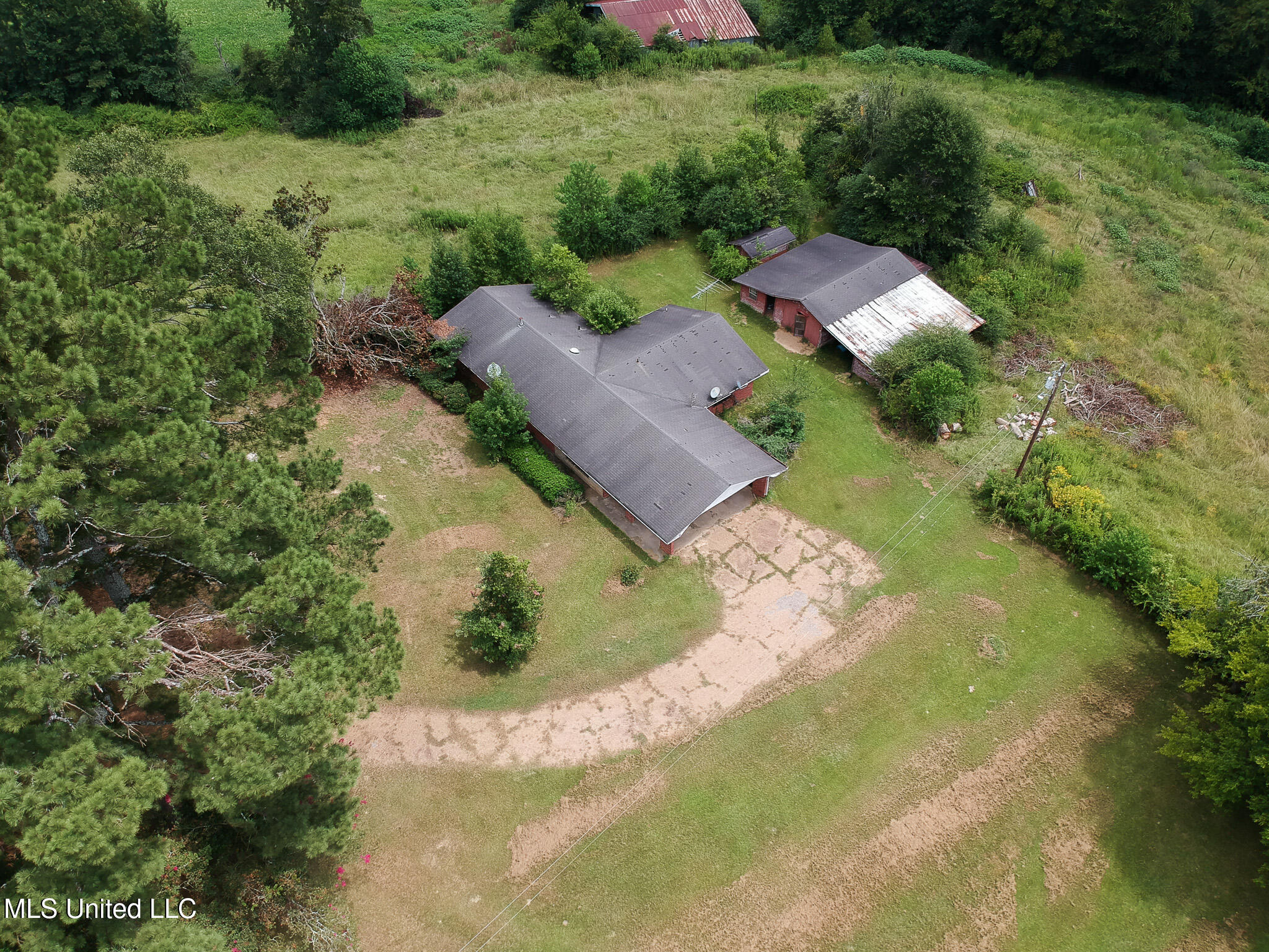 7825 Old Hillsboro Road Forest, MS 39074 - Photo 6 of 44 DJI_0140