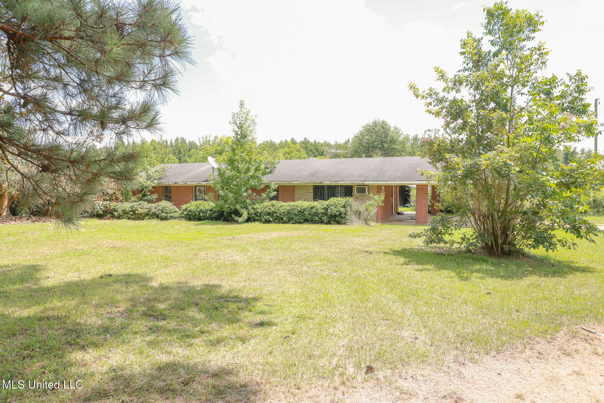 7825 Old Hillsboro Road Forest, MS 39074 - Photo 8 of 44 IMG_1817