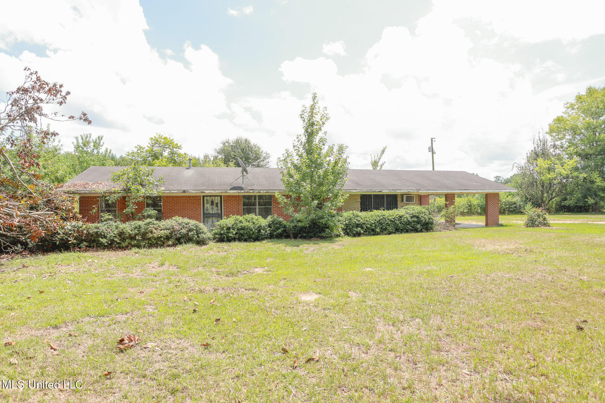 7825 Old Hillsboro Road Forest, MS 39074 - Photo 10 of 44 IMG_1821