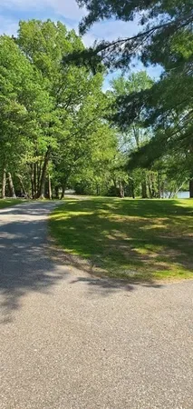$1,875 | 86 Pinehurst Avenue, Unit 1, Auburn, MA 01501