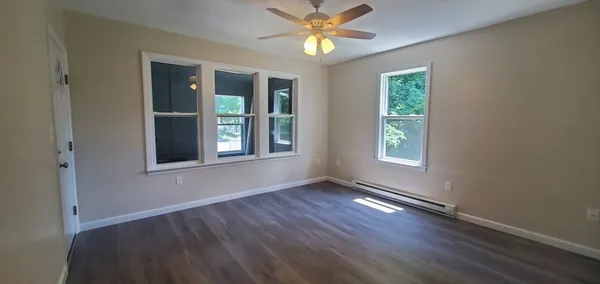 $1,875 | 86 Pinehurst Avenue, Unit 1, Auburn, MA 01501