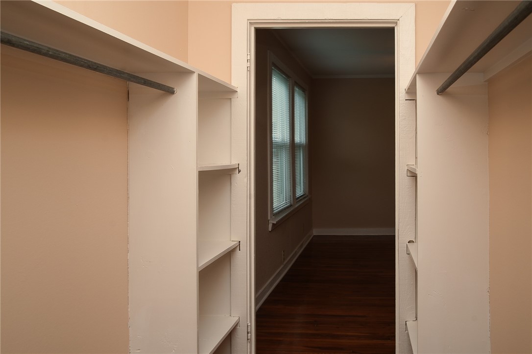 641 Naples Street Corpus Christi, TX 78404 - Photo 13 of 29 Large walk-in closet