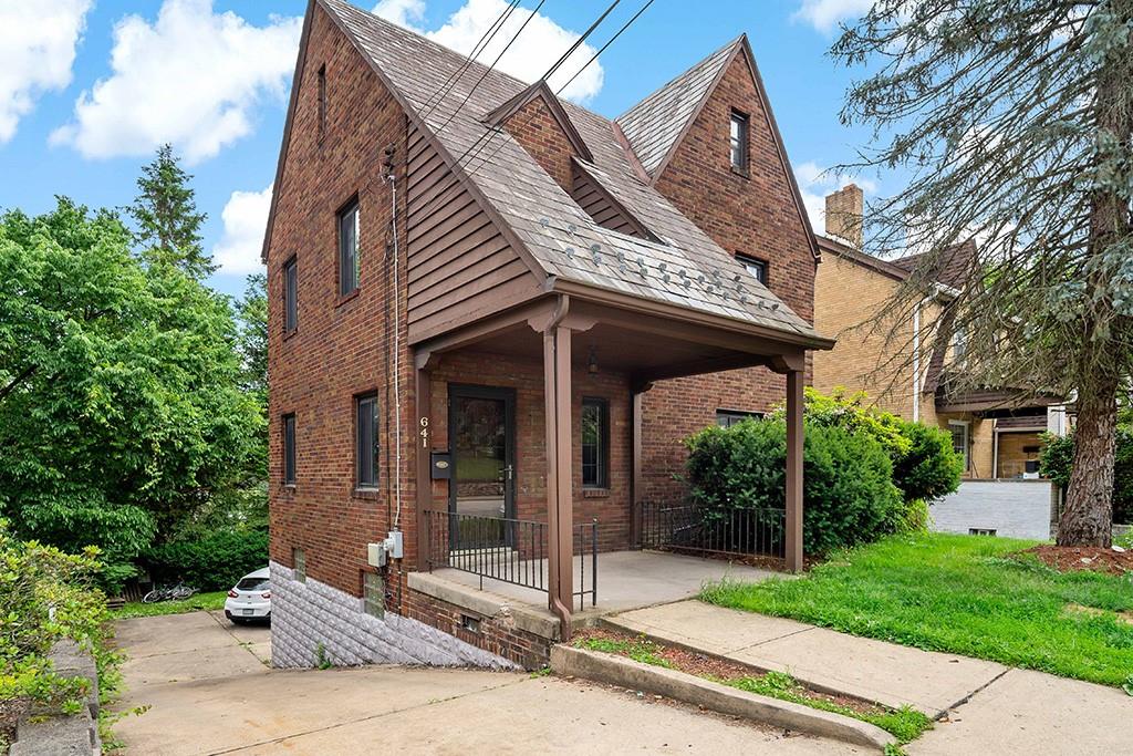 641 Bower Hill Road Pittsburgh, PA 15243 - Photo 2 of 25 Gallery Image 2