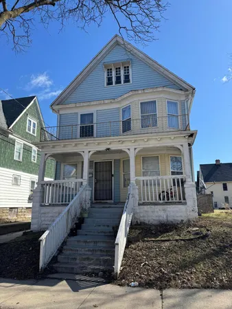 $137,500 | 1114 North 25th Street, Milwaukee, WI 53233