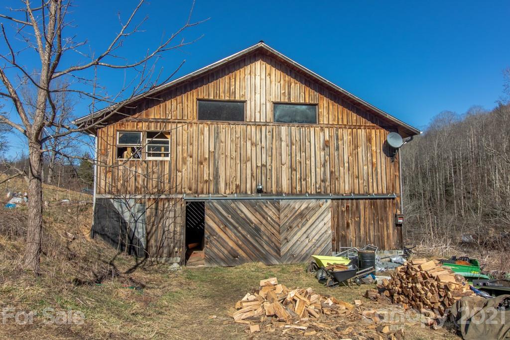 1000 Clarks Branch Road Leicester, NC 28748 - Photo 11 of 25 Gallery Image 11