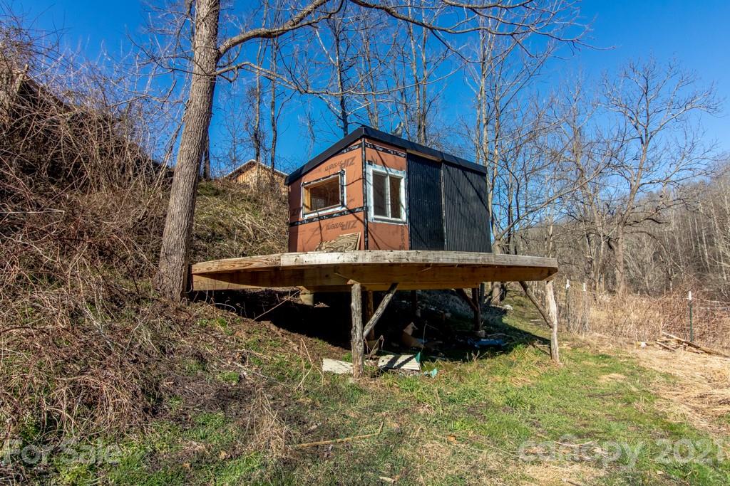 1000 Clarks Branch Road Leicester, NC 28748 - Photo 21 of 25 Gallery Image 21