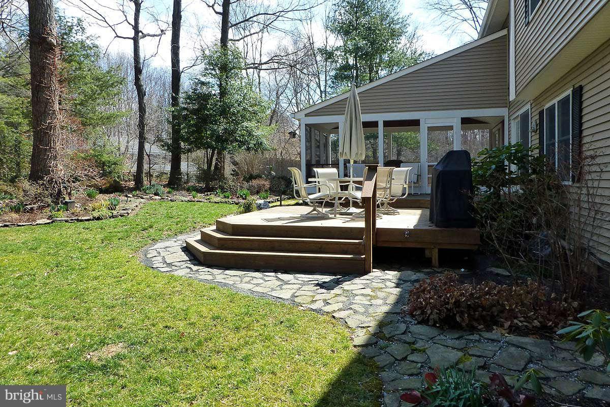 10940 Blue Roan Road Oakton, VA 22124 - Photo 29 of 30 DECK AND WALKWAY